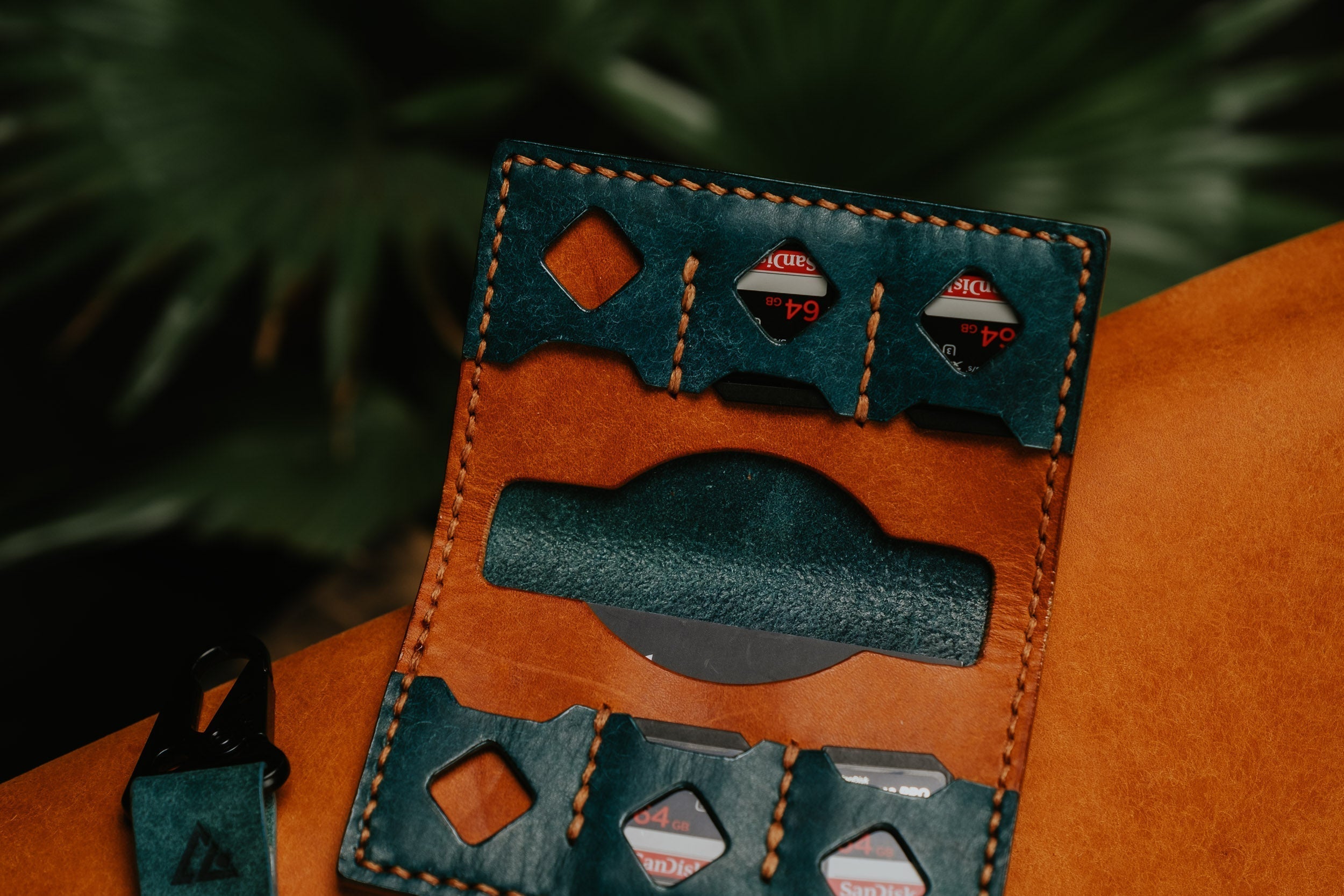 A Guide to Choosing the Right SD Cardholde
