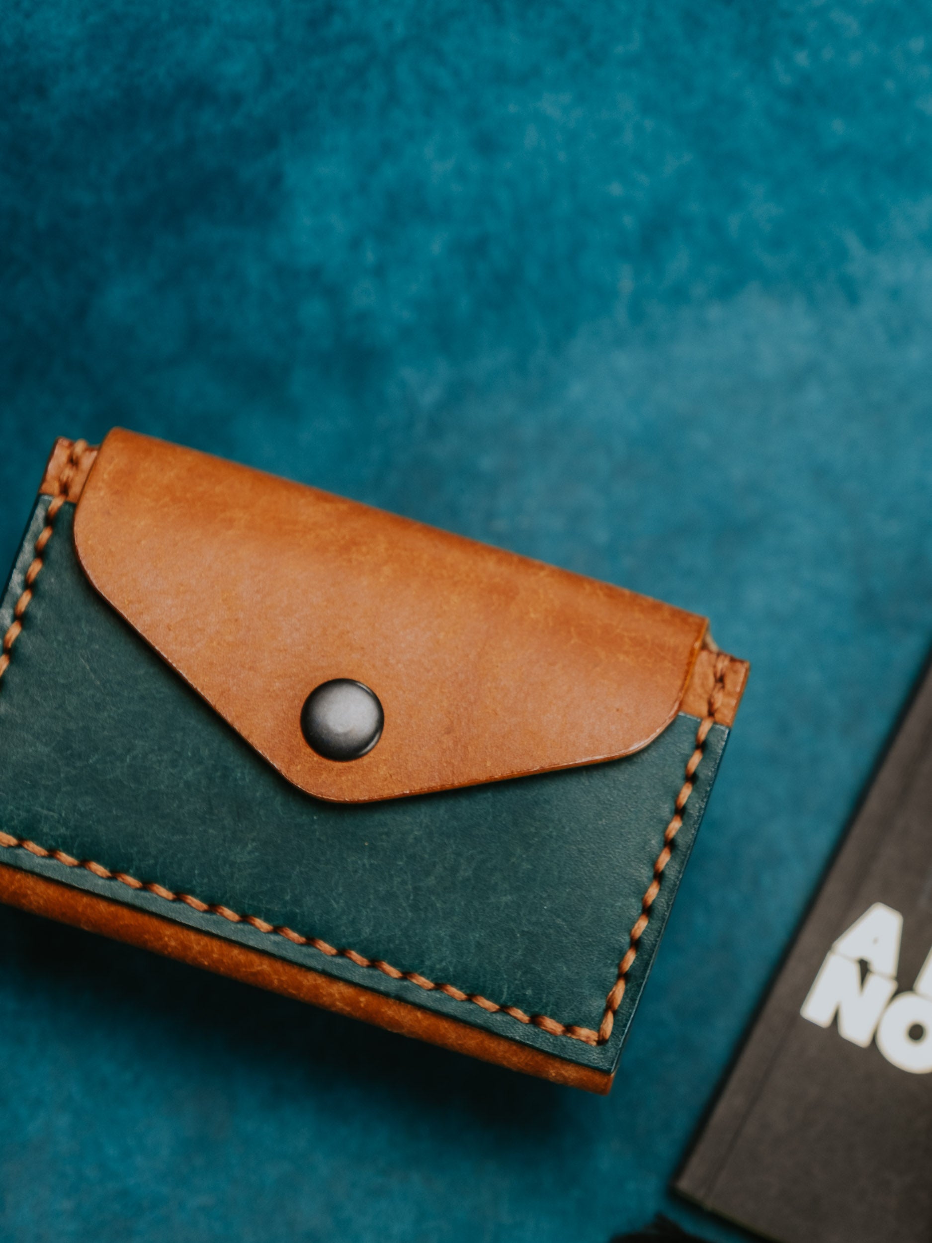 THE TRAVELLER V1 WALLET