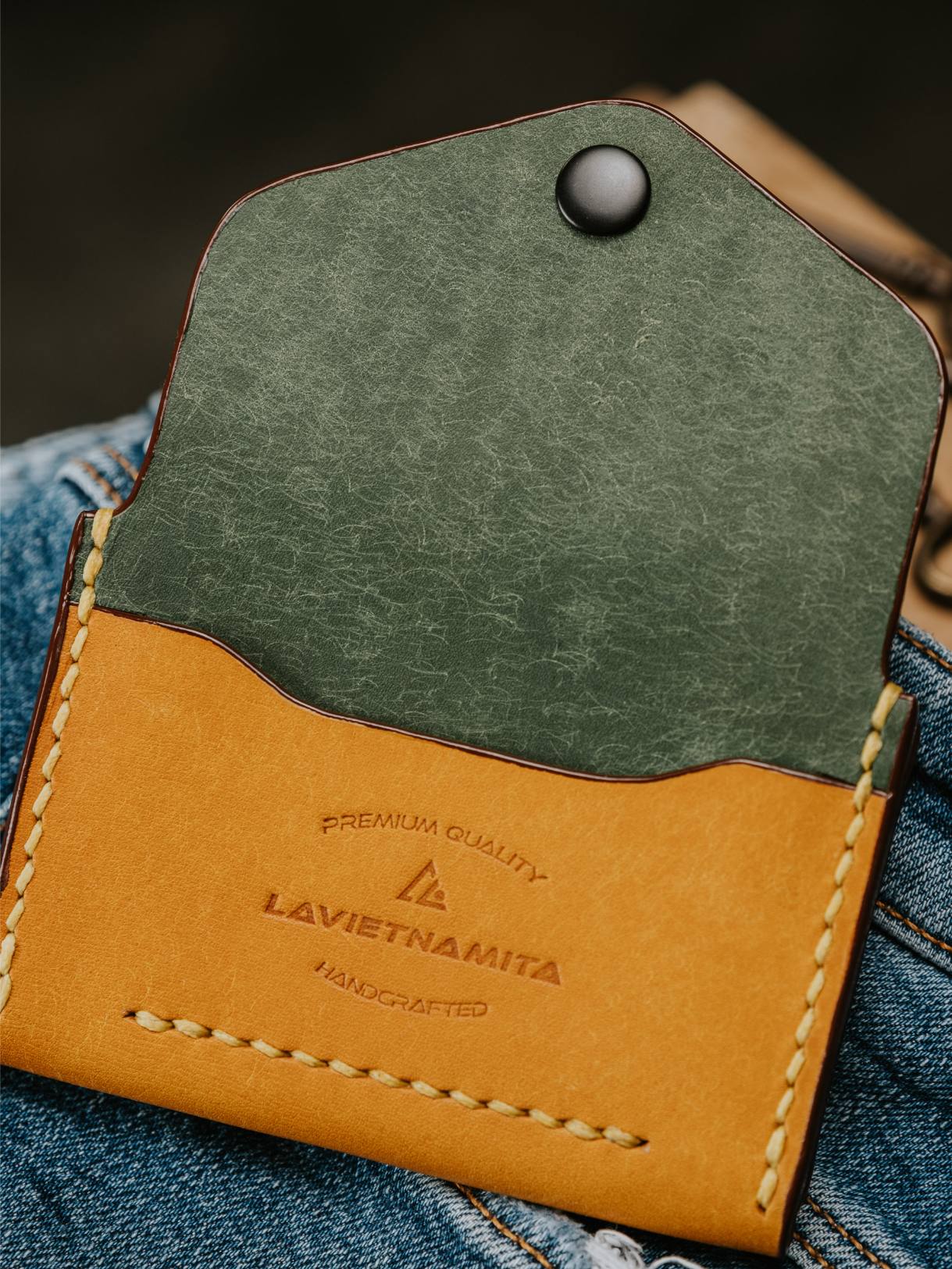 THE TRAVELLER V2 WALLET