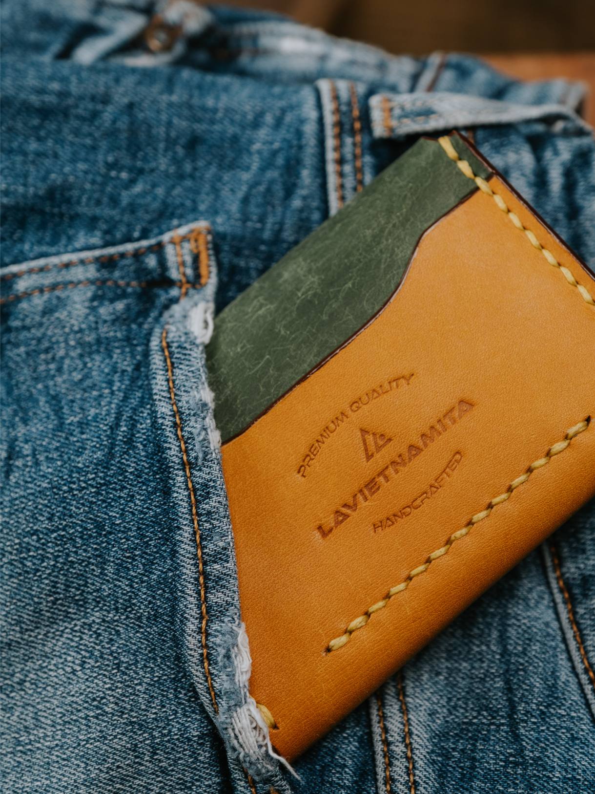 THE TRAVELLER V2 WALLET