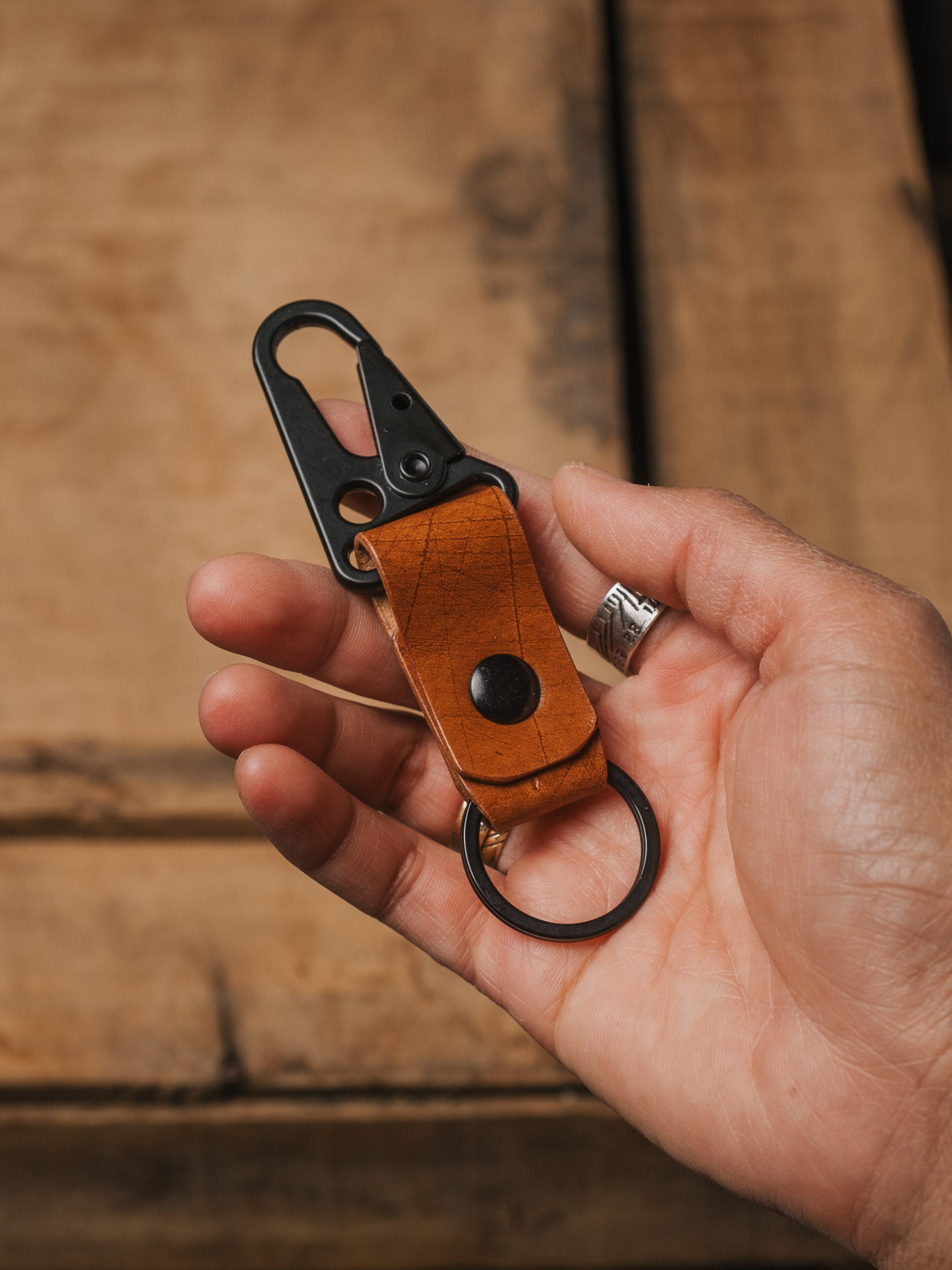 KEY CLIP WITH LEVER SNAP IRON