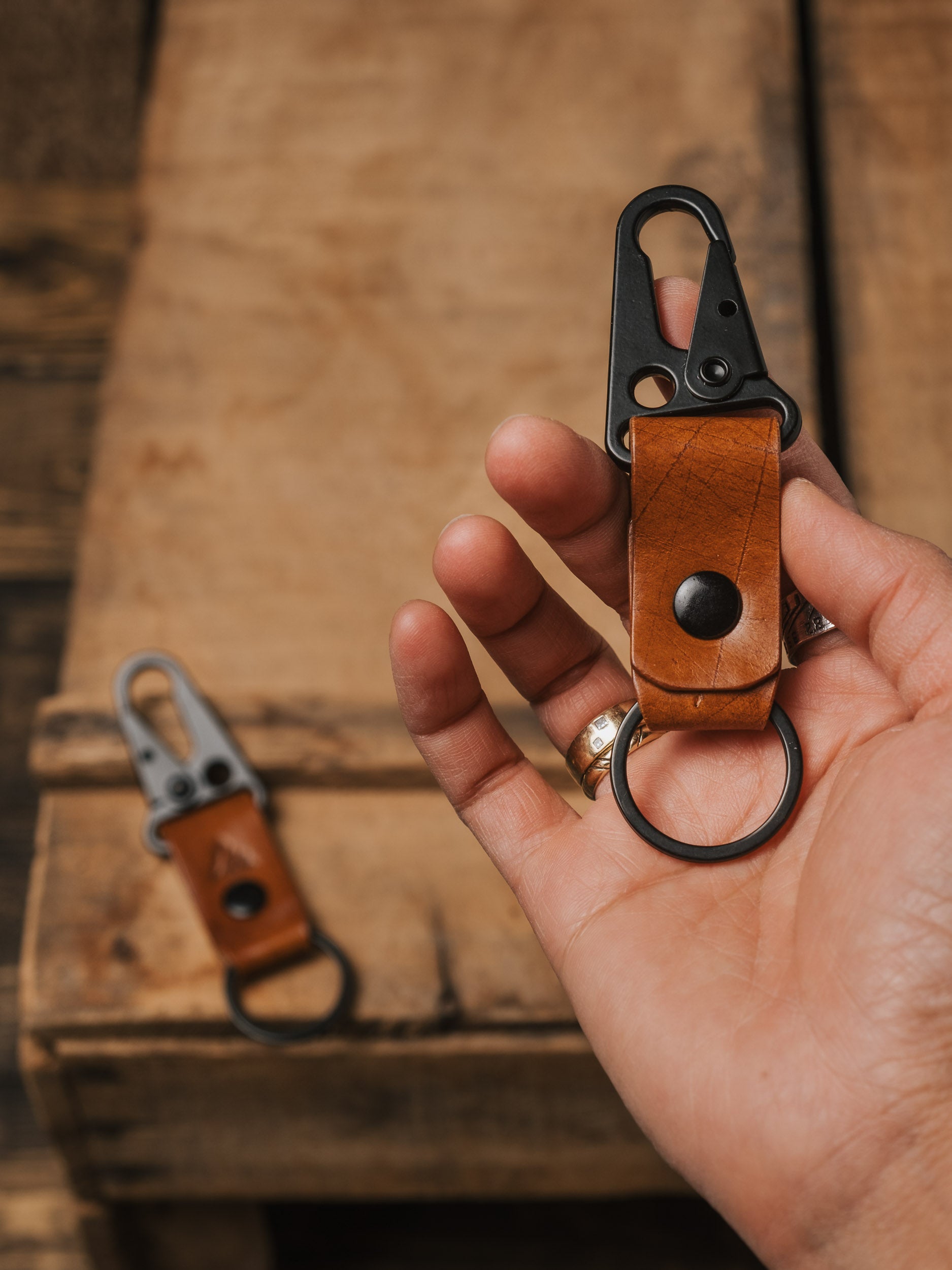 KEY CLIP WITH LEVER SNAP IRON