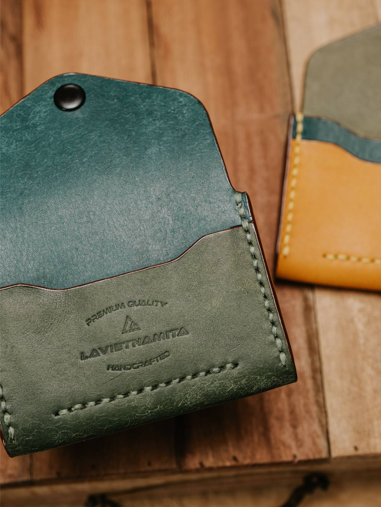 THE TRAVELLER V2 WALLET