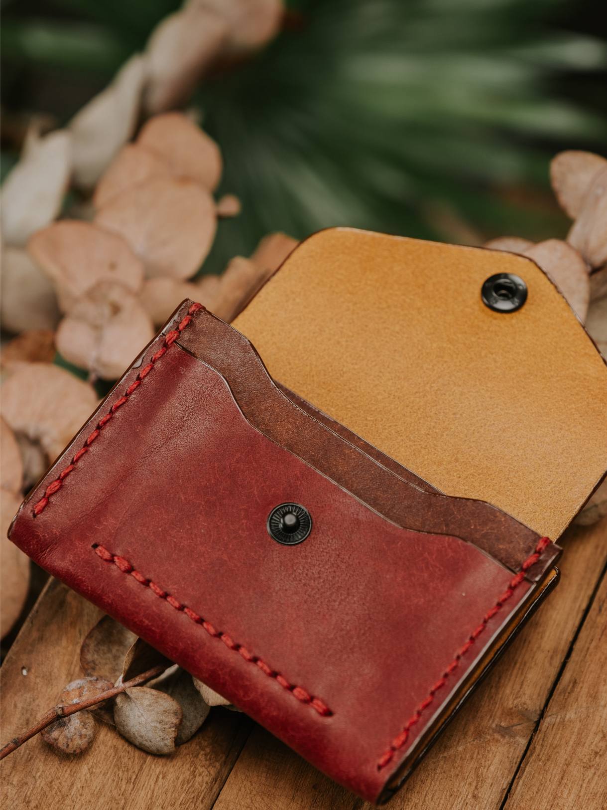 THE TRAVELLER V2 WALLET