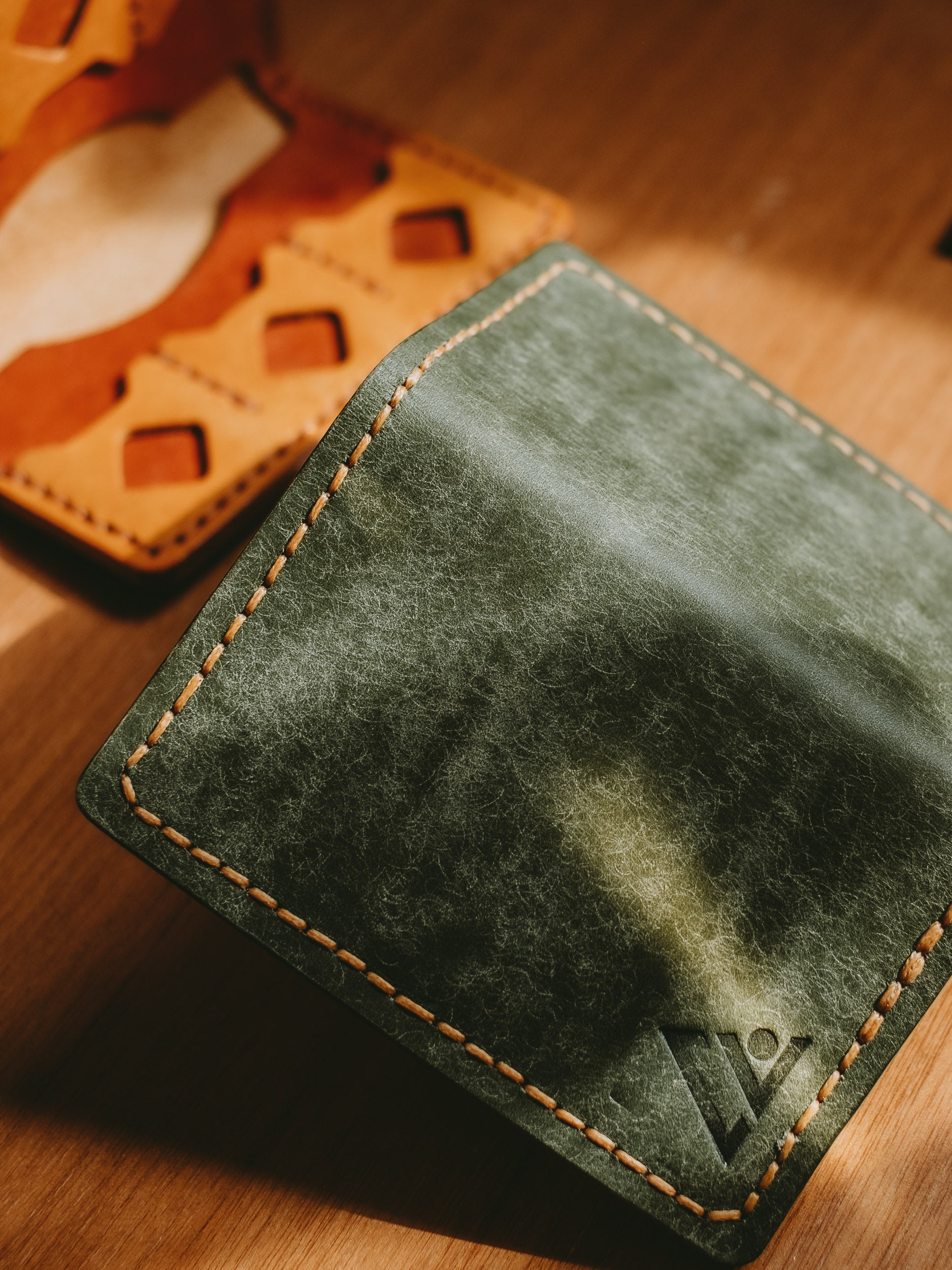 LVM SD CARD LEATHER WALLET