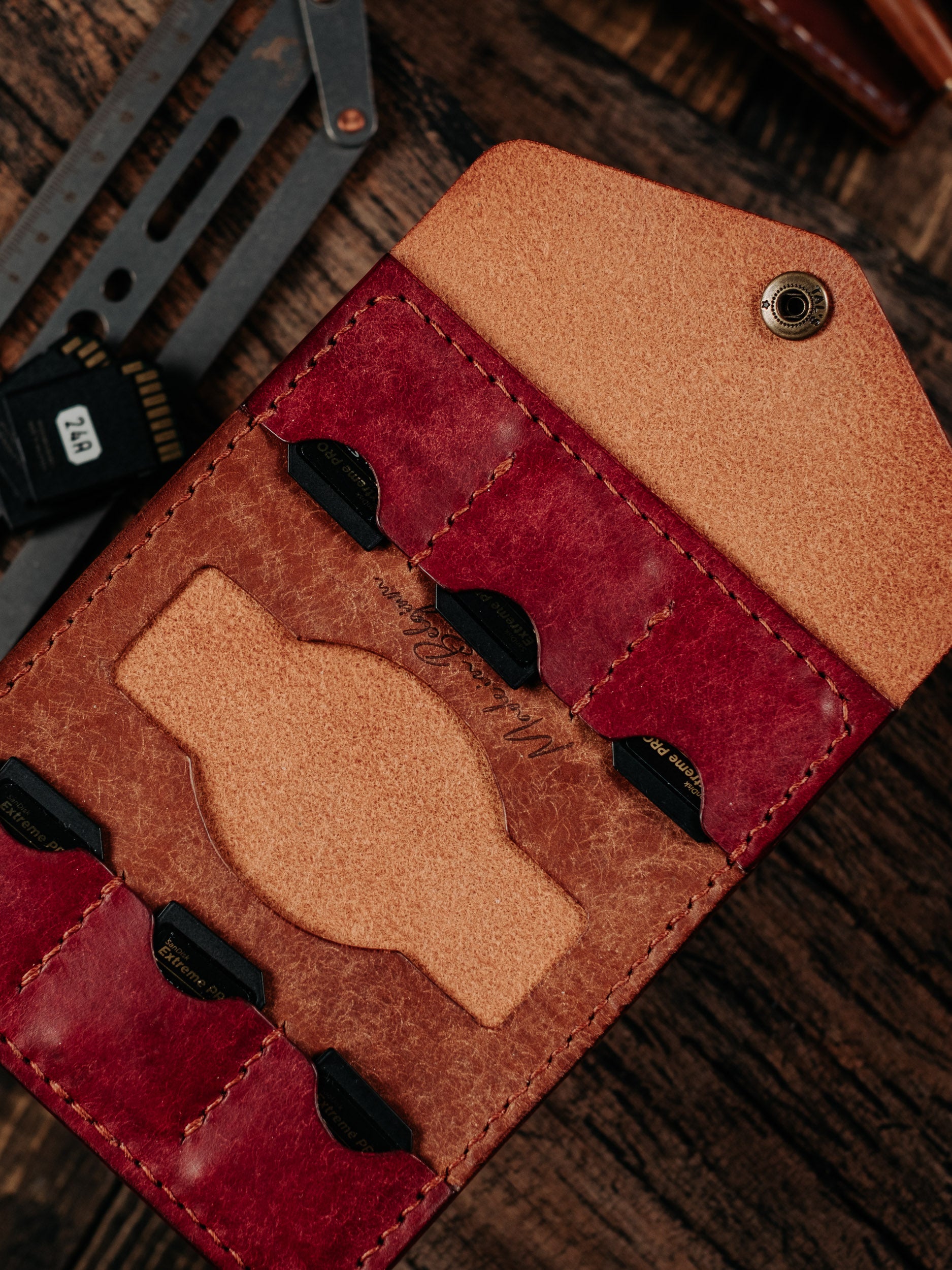 LaVietnamita 6 SD leather card wallet inner side duo tone