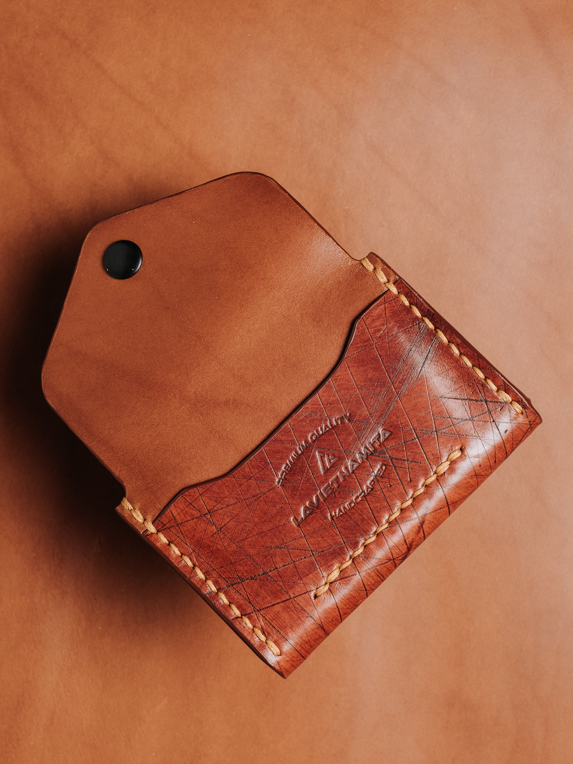THE TRAVELLER V2 WALLET
