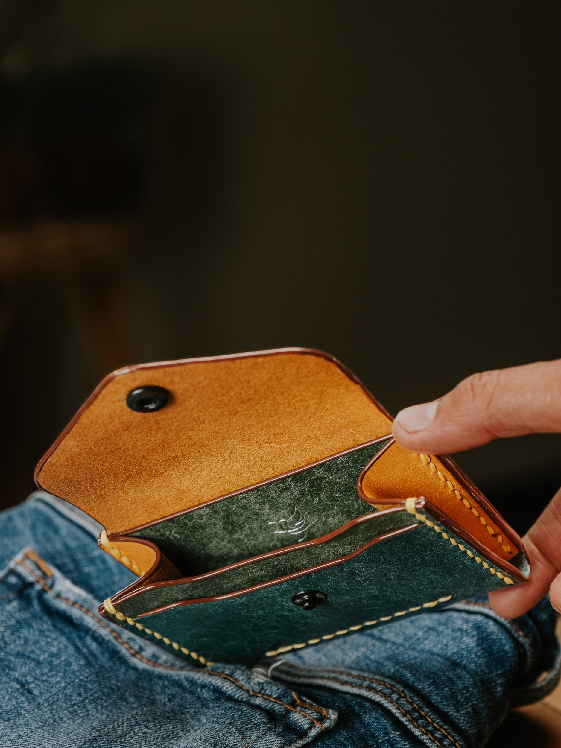 THE TRAVELLER V2 WALLET