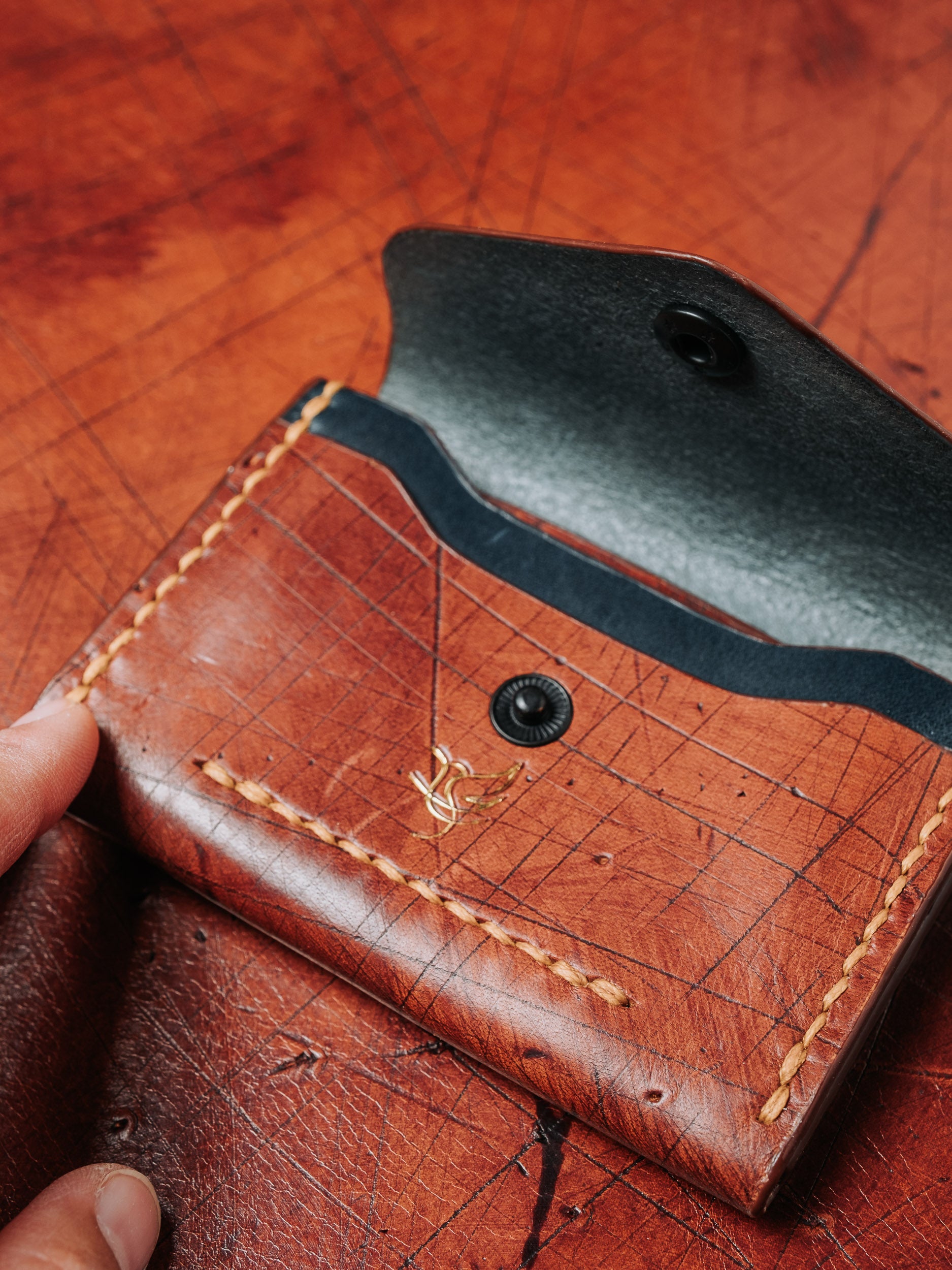 THE TRAVELLER V2 WALLET