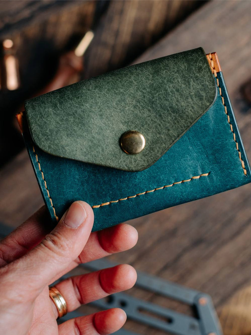 THE TRAVELLER V2 WALLET