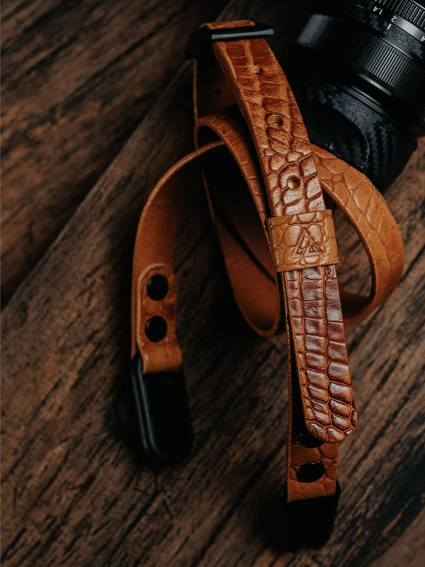 Lavietnamita belgium handmade camera strap beautiful detail photo with peack design anchor link and double snap rivets