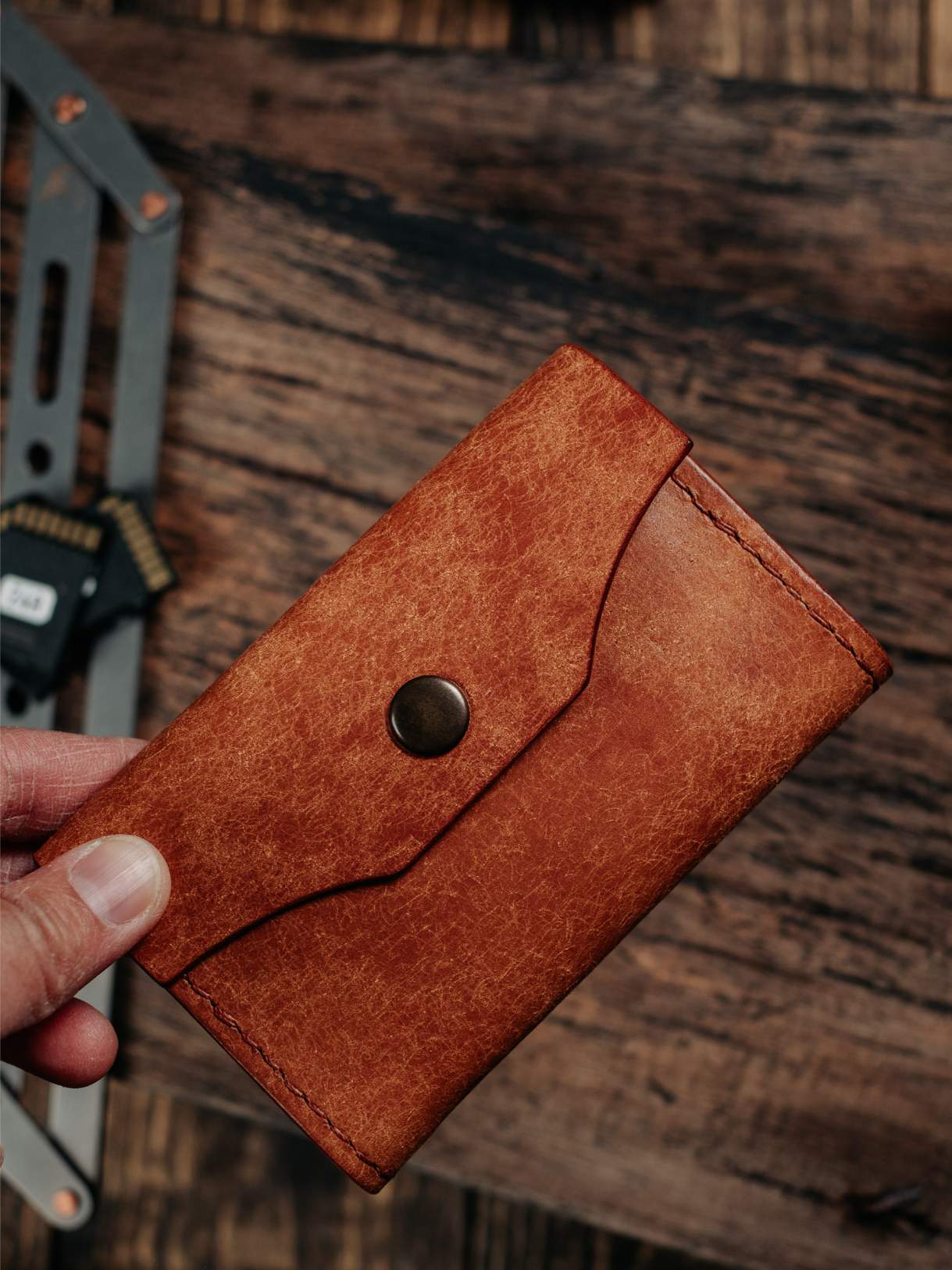 Lavietnamita handmade leather 6 sd card wallet duo tone
